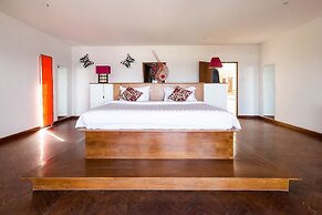 Suarti Resort Villas & Gallery