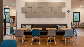 Holiday Inn Express Hotel & Suites Schulenburg by IHG