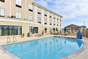 Holiday Inn Express Hotel & Suites Schulenburg by IHG