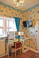 Crompton Guest House