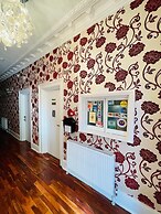 Crompton Guest House