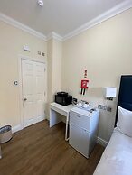 Crompton Guest House