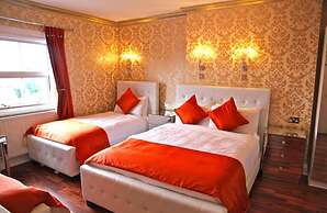 Crompton Guest House