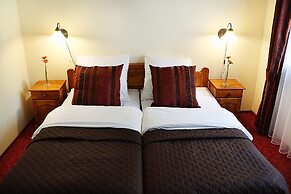 Hotel Przy Oślej Bramie - Zamek Książ