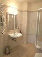 Hotel Przy Oślej Bramie - Zamek Książ