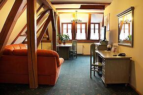 Hotel Przy Oślej Bramie - Zamek Książ