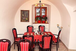 Hotel Przy Oślej Bramie - Zamek Książ