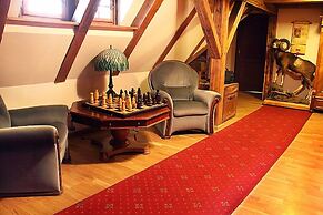 Hotel Przy Oślej Bramie - Zamek Książ