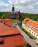 Hotel Przy Oślej Bramie - Zamek Książ