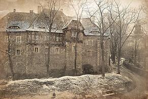 Hotel Przy Oślej Bramie - Zamek Książ