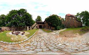 Hotel Przy Oślej Bramie - Zamek Książ