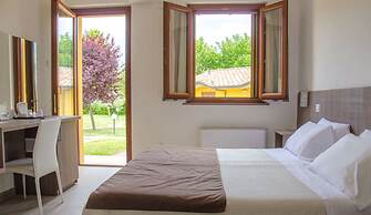Villaggio Albergo Le Macerine
