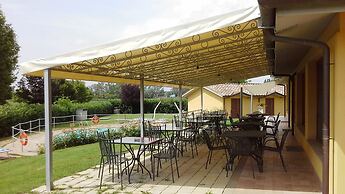 Villaggio Albergo Le Macerine