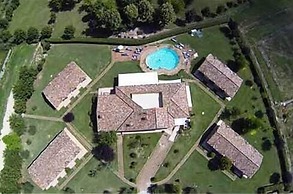 Villaggio Albergo Le Macerine