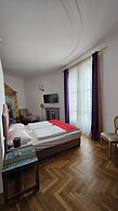 Hotel Pension Museum
