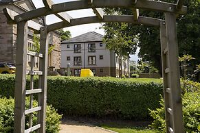 Inverness City Suites