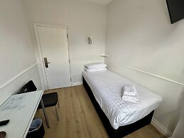 Brentwood Hotel