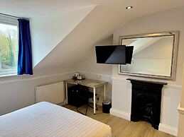 Brentwood Hotel