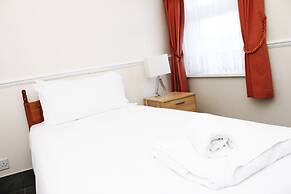 Brentwood Hotel
