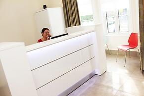 Brentwood Hotel