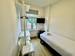 Brentwood Hotel
