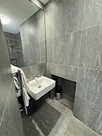 Brentwood Hotel