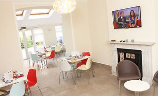 Brentwood Hotel
