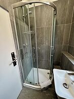 Brentwood Hotel
