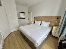 Brentwood Hotel