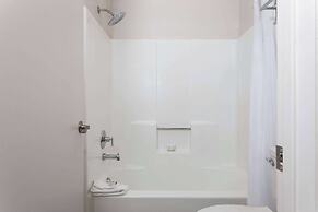 Developer Inn Highway, A Howard Johnson by Wyndham