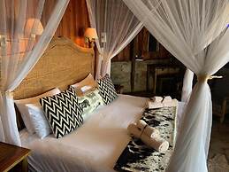 Shayamoya Tiger Fishing and Game Lodge