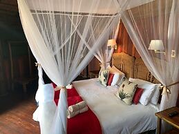 Shayamoya Tiger Fishing and Game Lodge