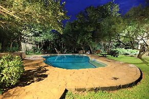 Shayamoya Tiger Fishing and Game Lodge