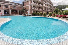 Mount Kailash Resort