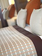 Best Western Plus Milford Hotel