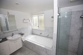 Couran Cove Island Resort