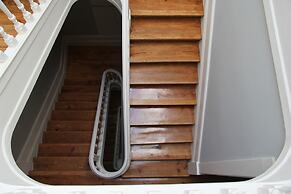 Decanting Porto House