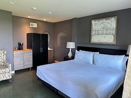 Seaglass Inn & Spa