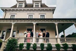 Guesthouse at Norwalk Inn