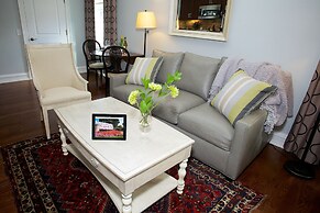 Guesthouse at Norwalk Inn