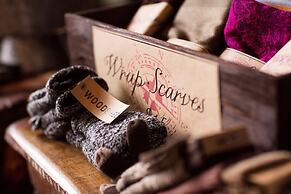 Tailwater Lodge Altmar, Tapestry Collection by Hilton