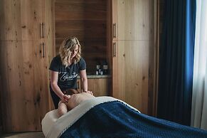 Tailwater Lodge Altmar, Tapestry Collection by Hilton