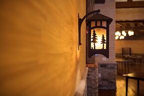 Tailwater Lodge Altmar, Tapestry Collection by Hilton