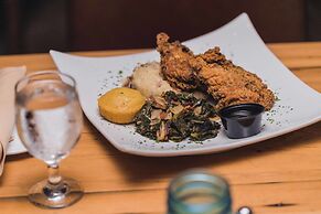 Tailwater Lodge Altmar, Tapestry Collection by Hilton