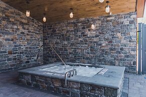 Tailwater Lodge Altmar, Tapestry Collection by Hilton