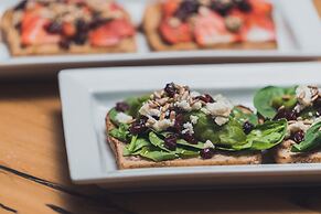 Tailwater Lodge Altmar, Tapestry Collection by Hilton