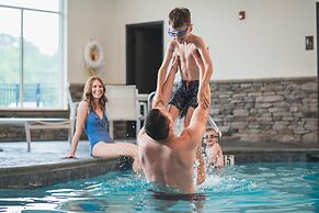 Tailwater Lodge Altmar, Tapestry Collection by Hilton