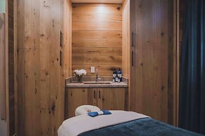 Tailwater Lodge Altmar, Tapestry Collection by Hilton