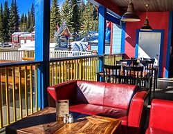 The Bulldog Hotel Silver Star