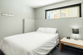 The Bulldog Hotel Silver Star